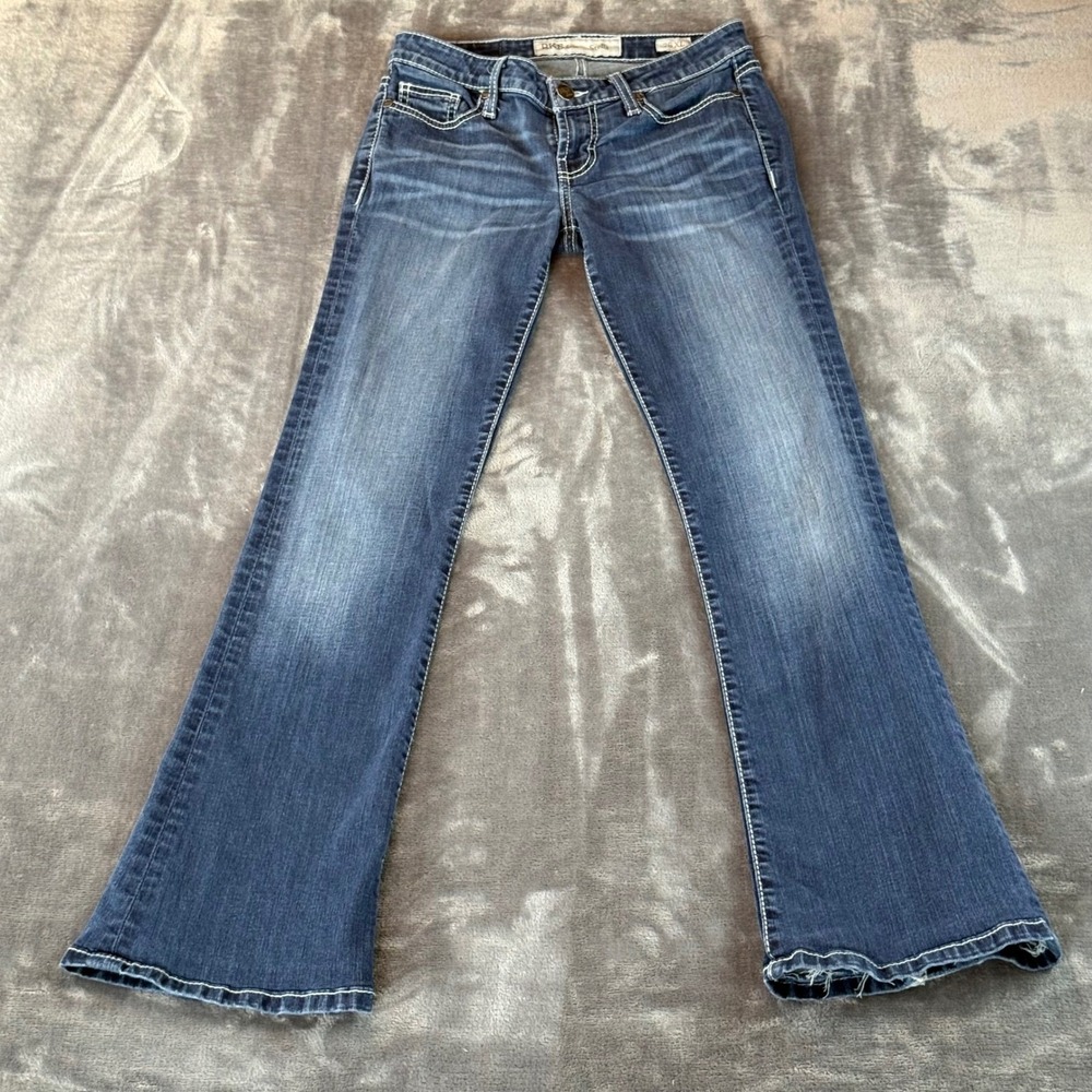 BKE Women's Bootcut Jeans in Distressed Medium Blue Wash